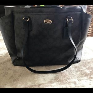 Authentic Coach tote